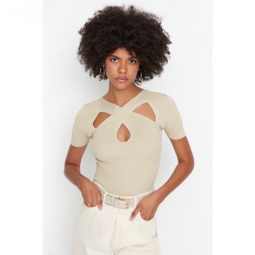 Trendyol Stone Cut Out Detailed Knitwear Blouse
