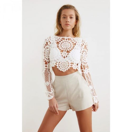 Trendyol Beige Linen Textured Shorts & Bermuda