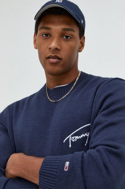 Svetr Tommy Jeans pánský, tmavomodrá barva, lehký