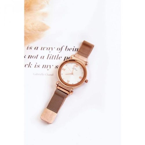 Giorgio & Dario Women's Watch With A Magnet Bracelet Rose Gold