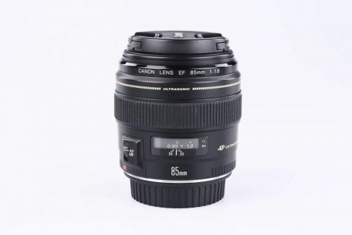 Canon EF 85 mm f/1,8 USM bazar