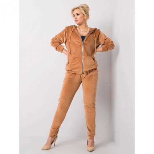 Camel velor set in a larger size