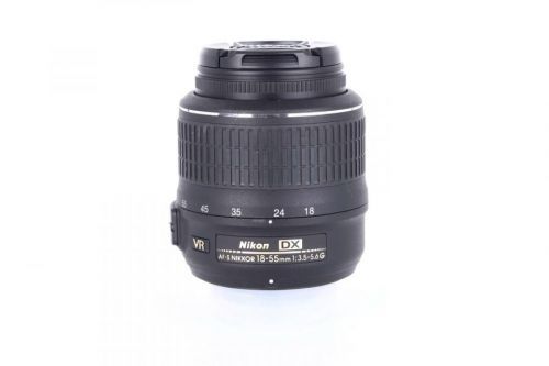 Nikon 18-55 mm f/3,5-5,6 G AF-S DX VR bazar