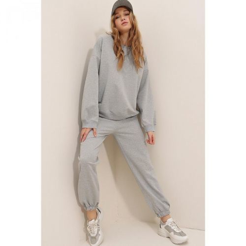 Trend Alaçatı Stili Women's Gray Crew Collar Two Yarn Basic Tracksuit Set With Elastic Waist And Leg