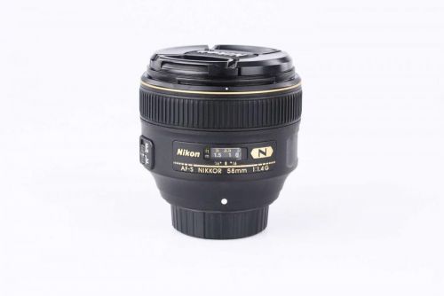 Nikon 58 mm f/1,4 AF-S NIKKOR G bazar