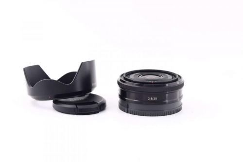 Sony 20 mm f/2,8 SEL bazar