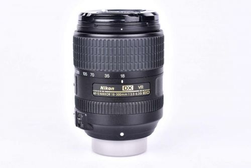 Nikon 18-300 mm f/3,5-6,3 AF-S DX G ED VR bazar