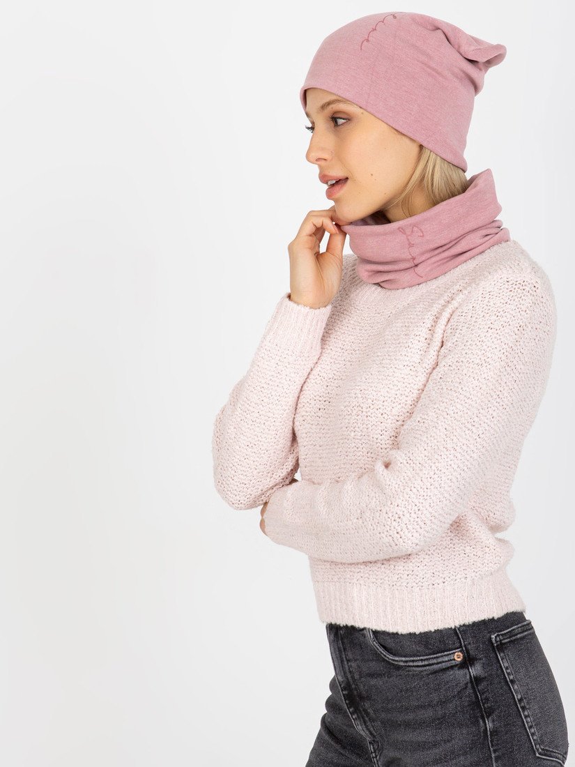 A light pink set with a hat and a chimney
