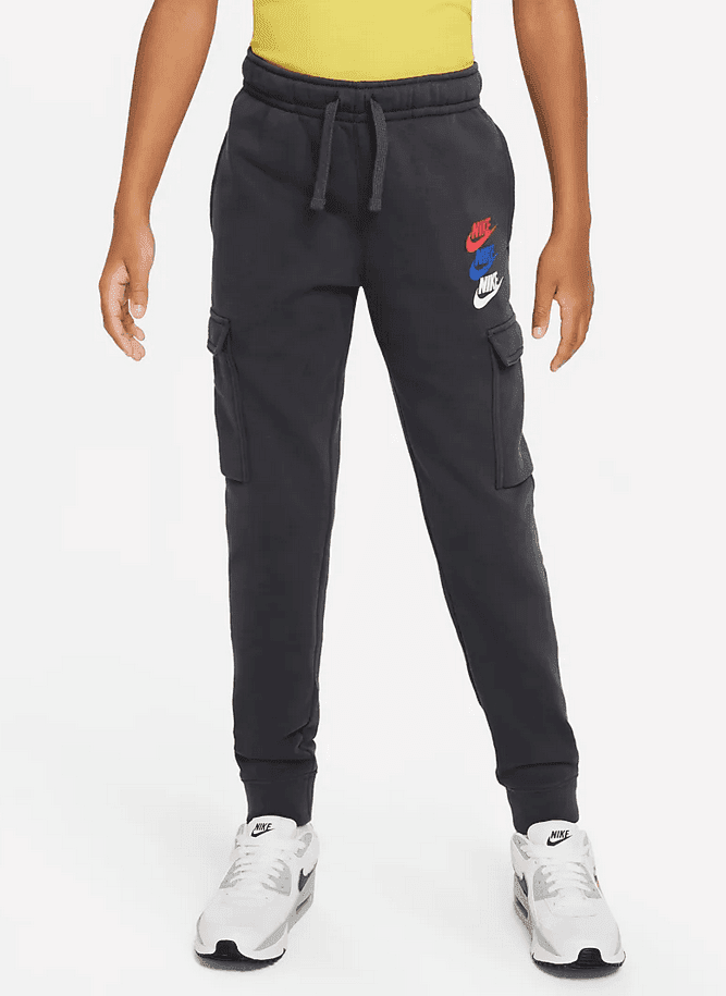 Nike Sportswear Standard Issue XS