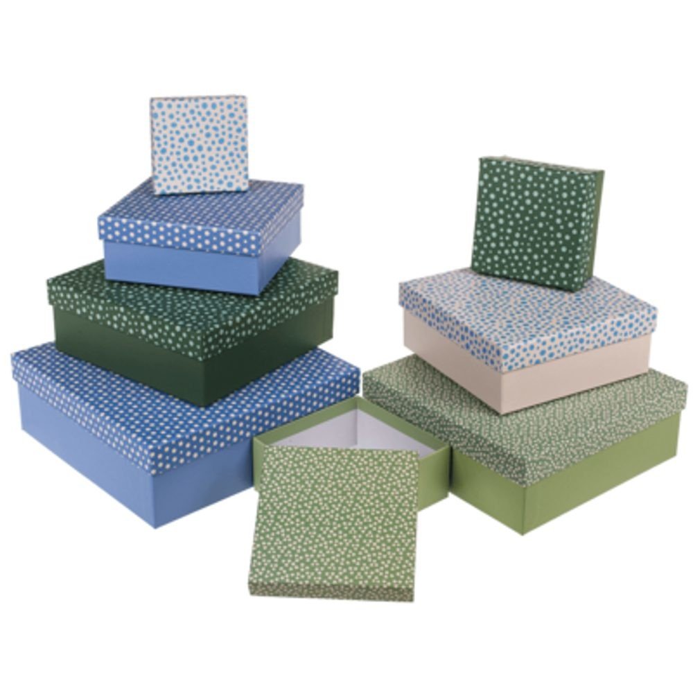 Dárkové krabičky v různých barvách, minimalistické