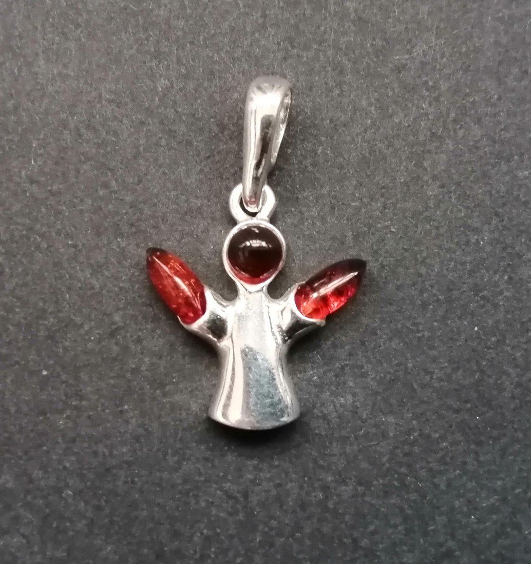 Duch - stříbrný přívěsek zdobený jantarem