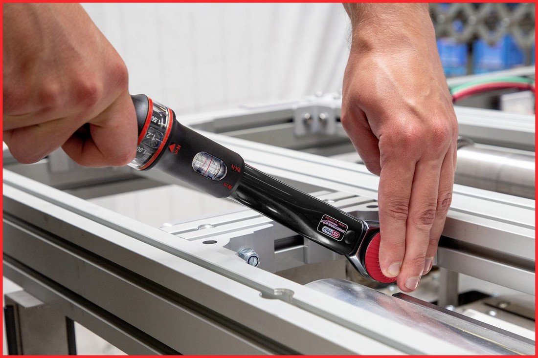 KS Tools ERGOTORQUE®precision 516.1422 momentový klíč  s ráčnou 3/8