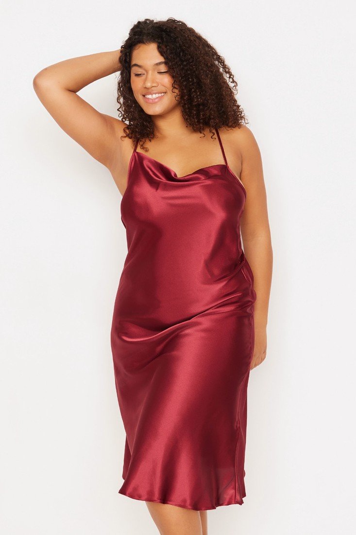Trendyol Curve Plus Size Nightgown - Burgundy