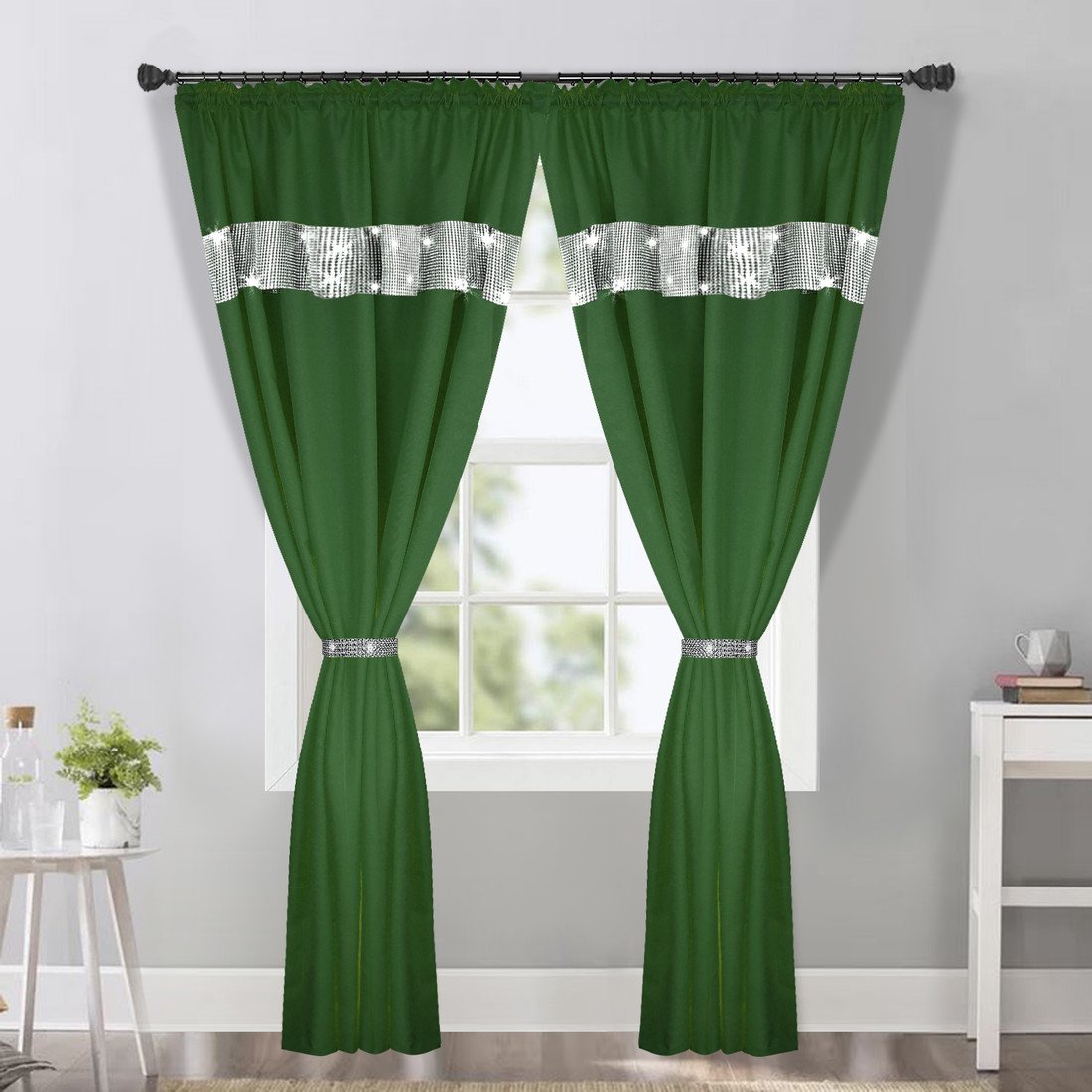 Dekorační závěs s kruhy ANDRE tmavě zelená 145x250 cm (cena za 1 kus) MyBestHome