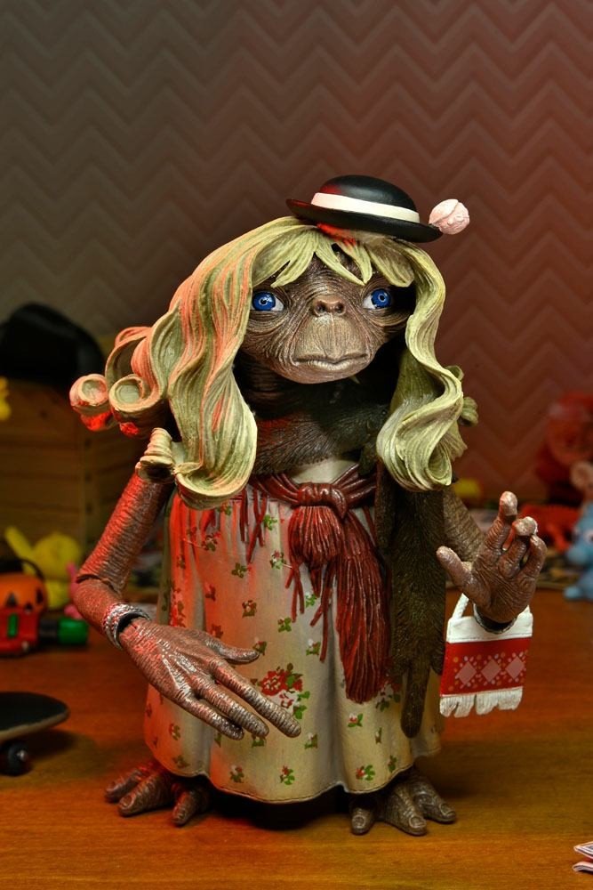 NECA | E.T. Mimozemšťan - sběratelská figurka Ultimate Dress-Up E.T. 11 cm