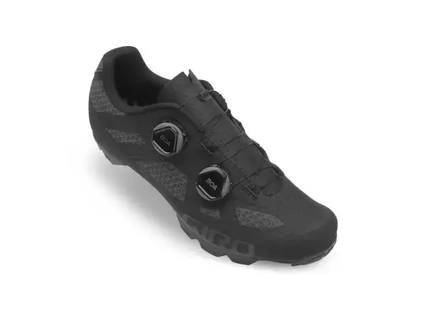 Giro Sector tretry Black/Dark Shadow vel. 44,5