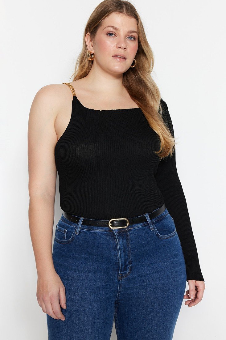 Trendyol Curve Plus Size Blouse - Black - Fitted