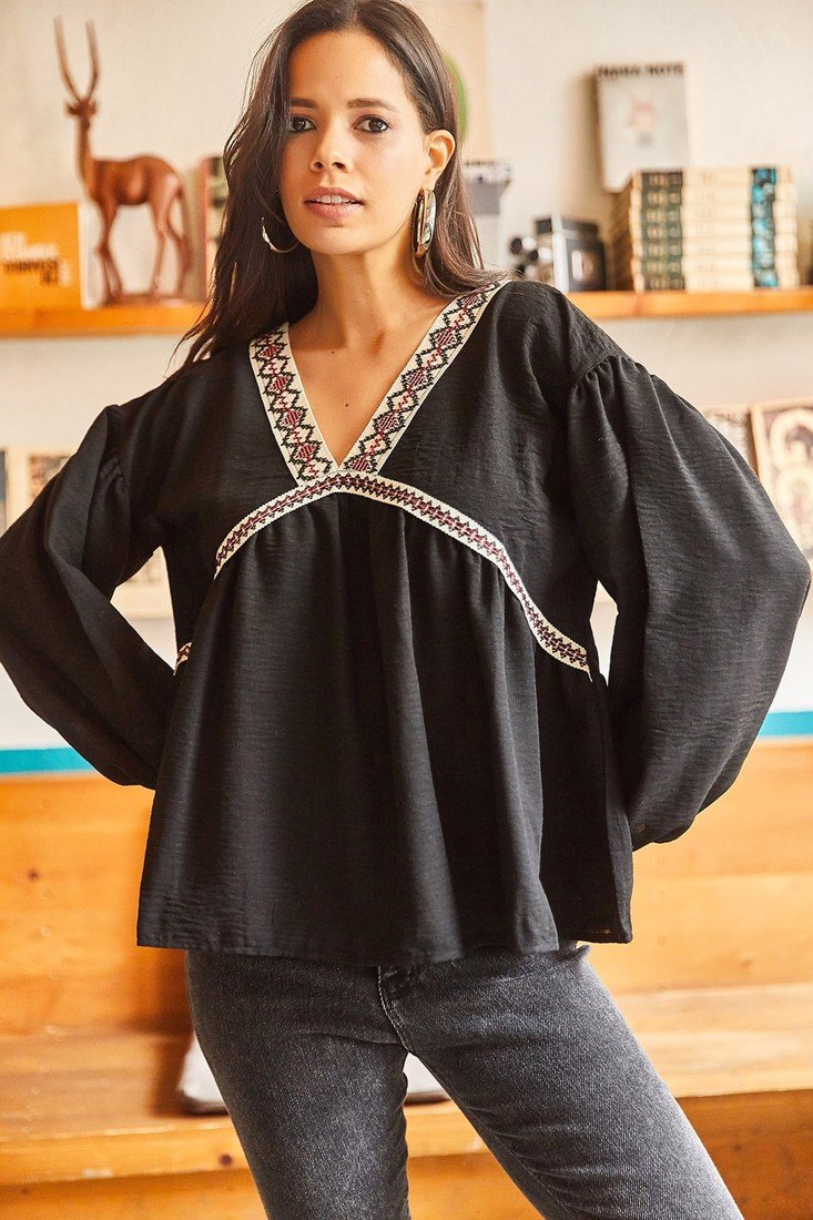 Olalook Blouse - Black - Relaxed fit