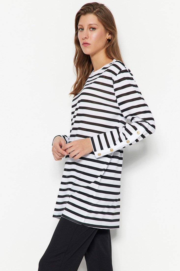 Trendyol Tunic - Black - Regular fit