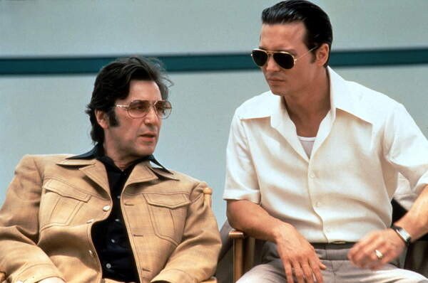 BRIDGEMAN IMAGES Umělecká fotografie Al Pacino And Johnny Depp, Donnie Brasco 1997 Directed By Mike Newell, (40 x 26.7 cm)