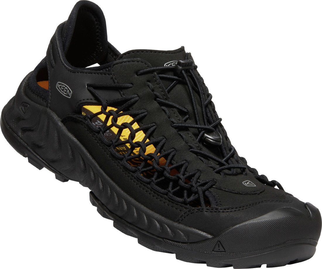 Keen UNEEK NXIS MEN triple black/black Velikost: 43