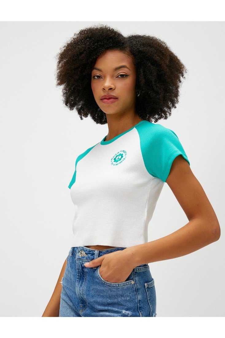 Koton Crop T-Shirt Embroidered Short Sleeve Crew Neck