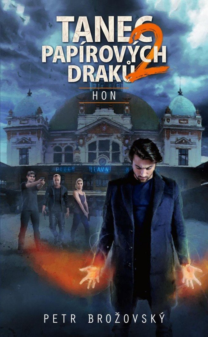 Tanec papírových draků 2 - Hon - Petr Brožovský
