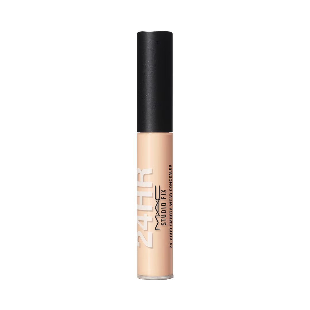 MAC Lehký tekutý korektor Studio Fix (24-Hour Smooth Wear Concealer) 7 ml NC10