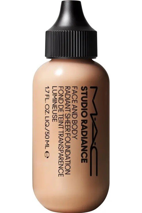 MAC Voděodolný make-up Studio Radiance (Face and Body Radiant Sheer Foundation) 50 ml N0