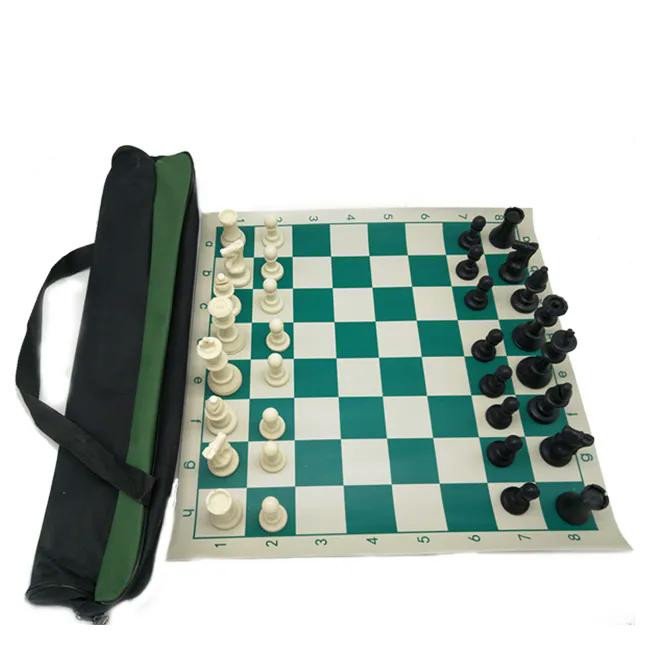Profesionální venkovní šachová souprava se zelenou šachovnicí