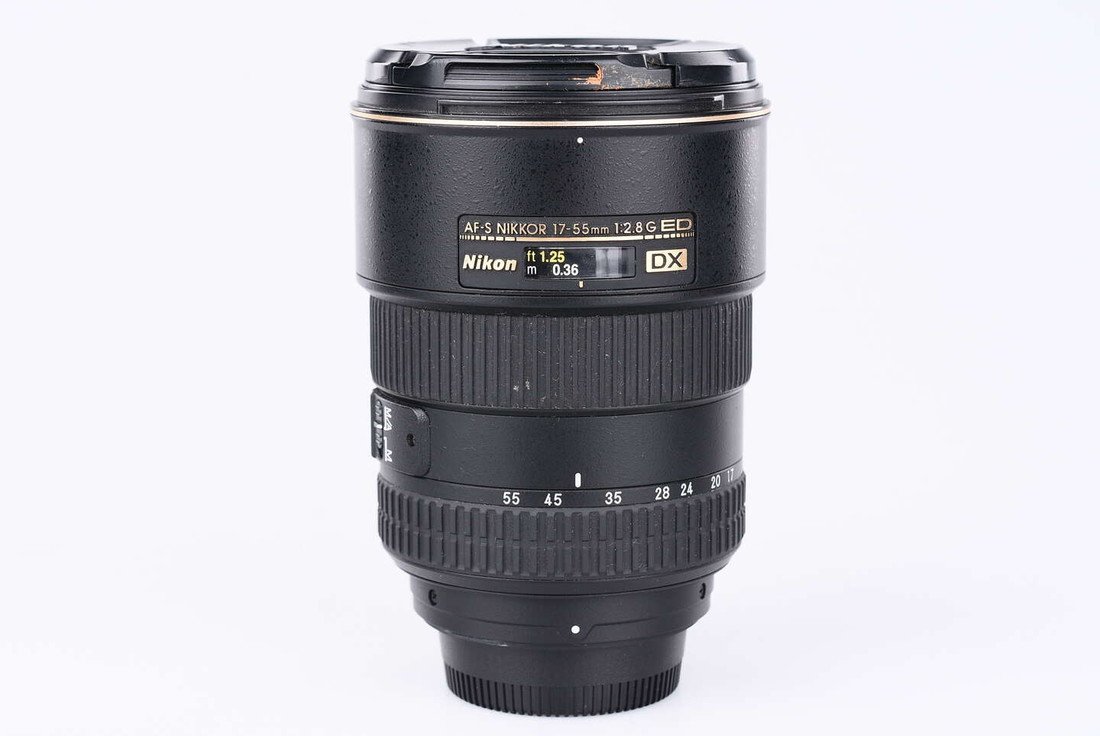 Nikon 17-55 mm f/2,8 AF-S DX ZOOM-NIKKOR IF-ED s LC-77 / HB-31 / LF-1 / CL-1120