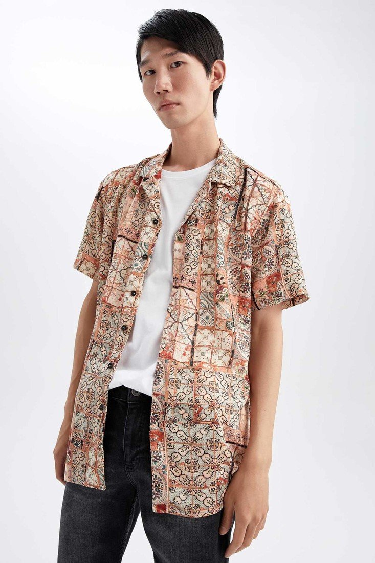 DEFACTO Regular Fit Short Sleeve Printed Viscose Shirt