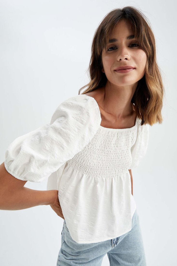 DEFACTO Slim Fit Square Collar Short Sleeve Short Sleeve Blouse