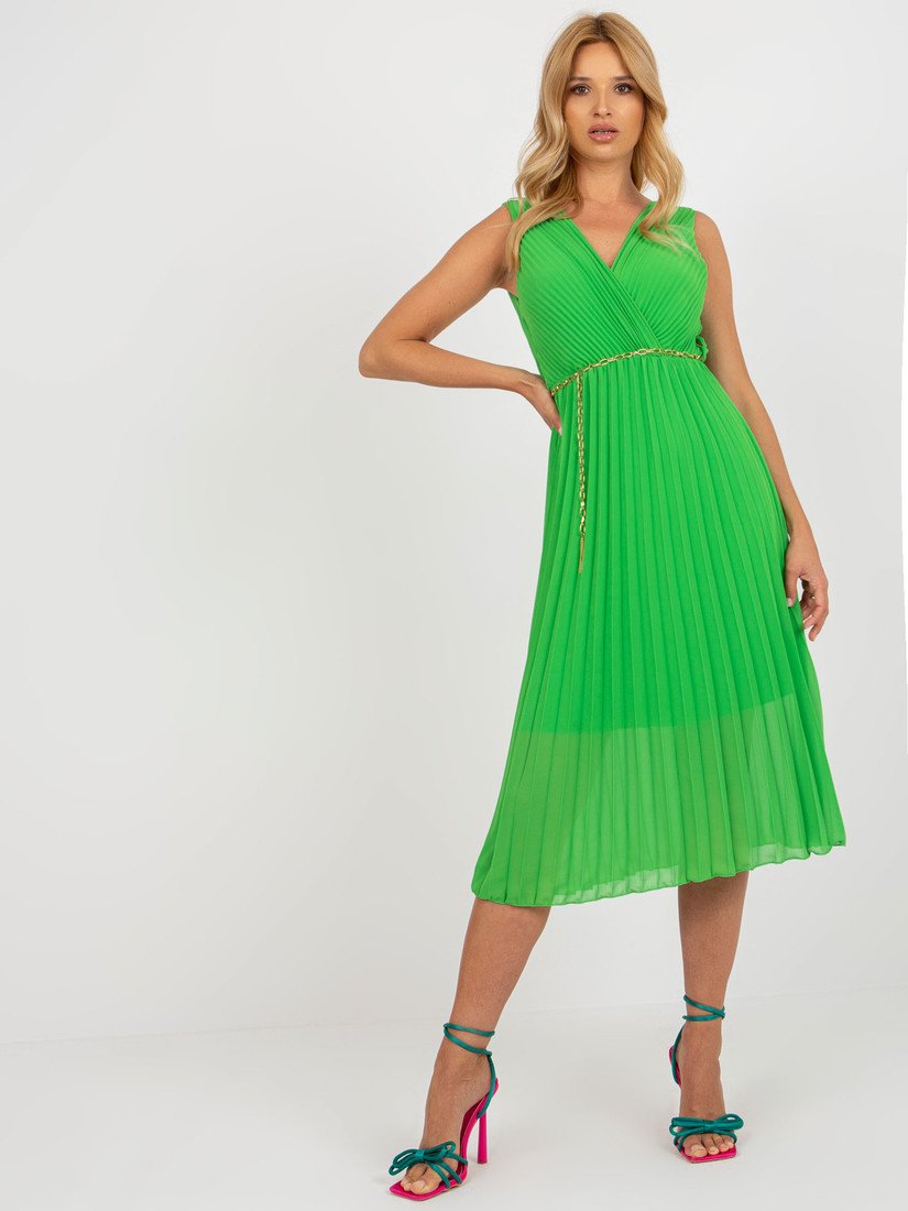 Světle zelené midi šaty s řetízkovým páskem DHJ-SK-13168.21X-light greeb Velikost: ONE SIZE