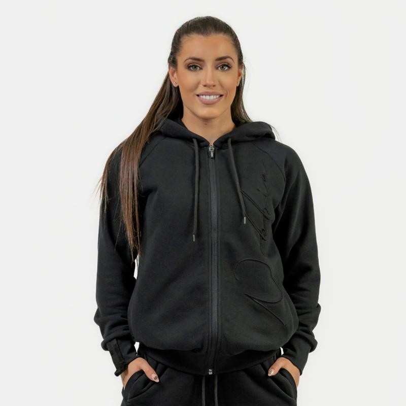 Nebbia Classic Zip-Up Hoodie INTENSE Signature Black M