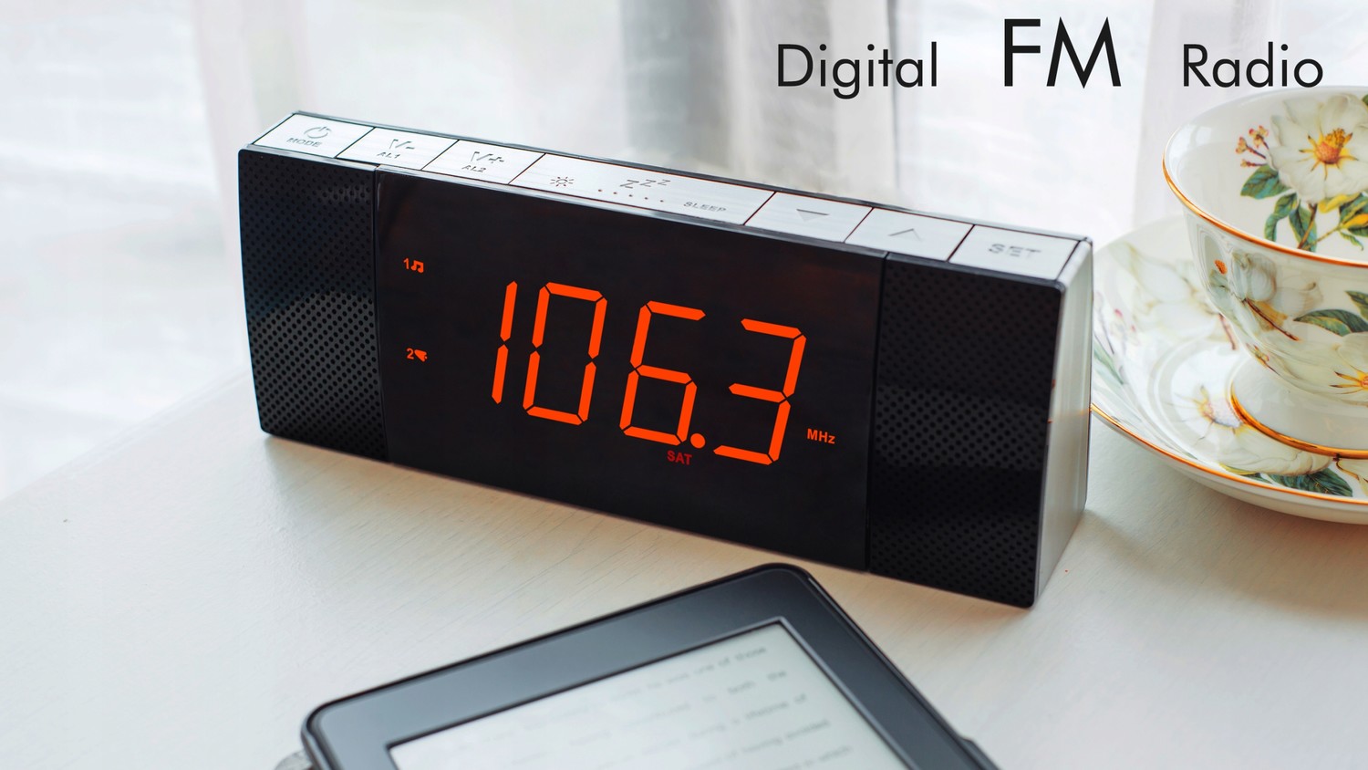 Inteligentní digitální hodiny s technologií Bluetooth