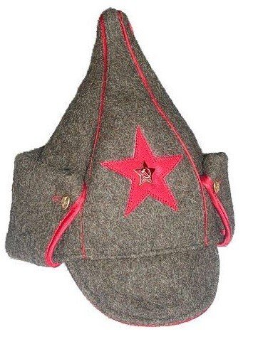 Čepice Budenovka Rusko zimní hnědá s odznakem a červenou hvězdou