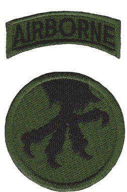 Nášivka 17th Airborne Division pařát bojová polní E-14