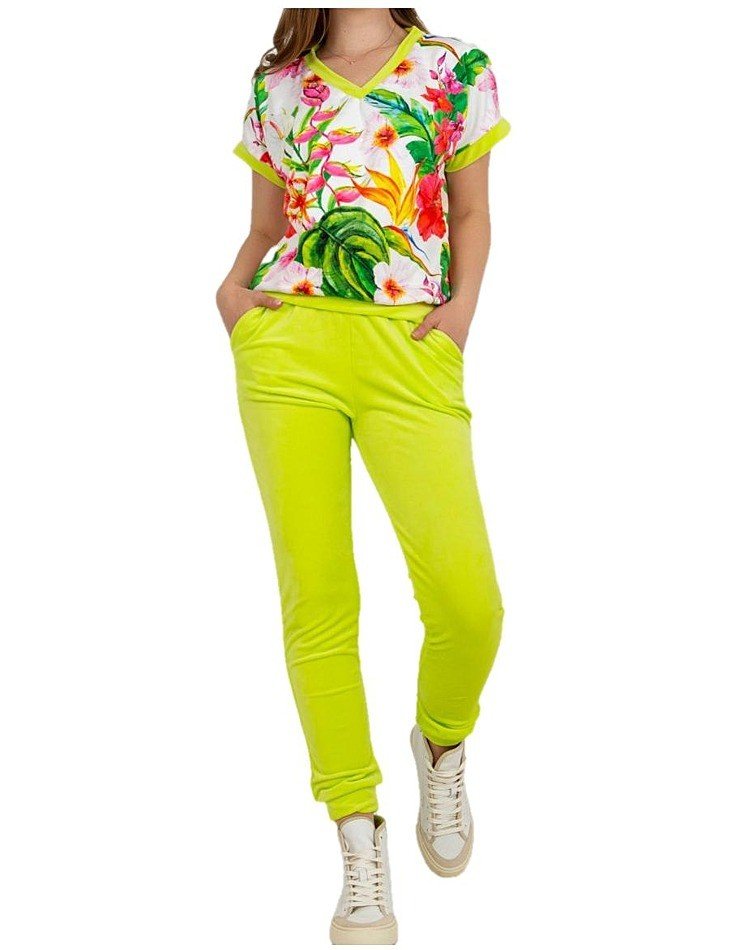 Limetkový velurový komplet trička s krátkým rukávem a květinovým potiske