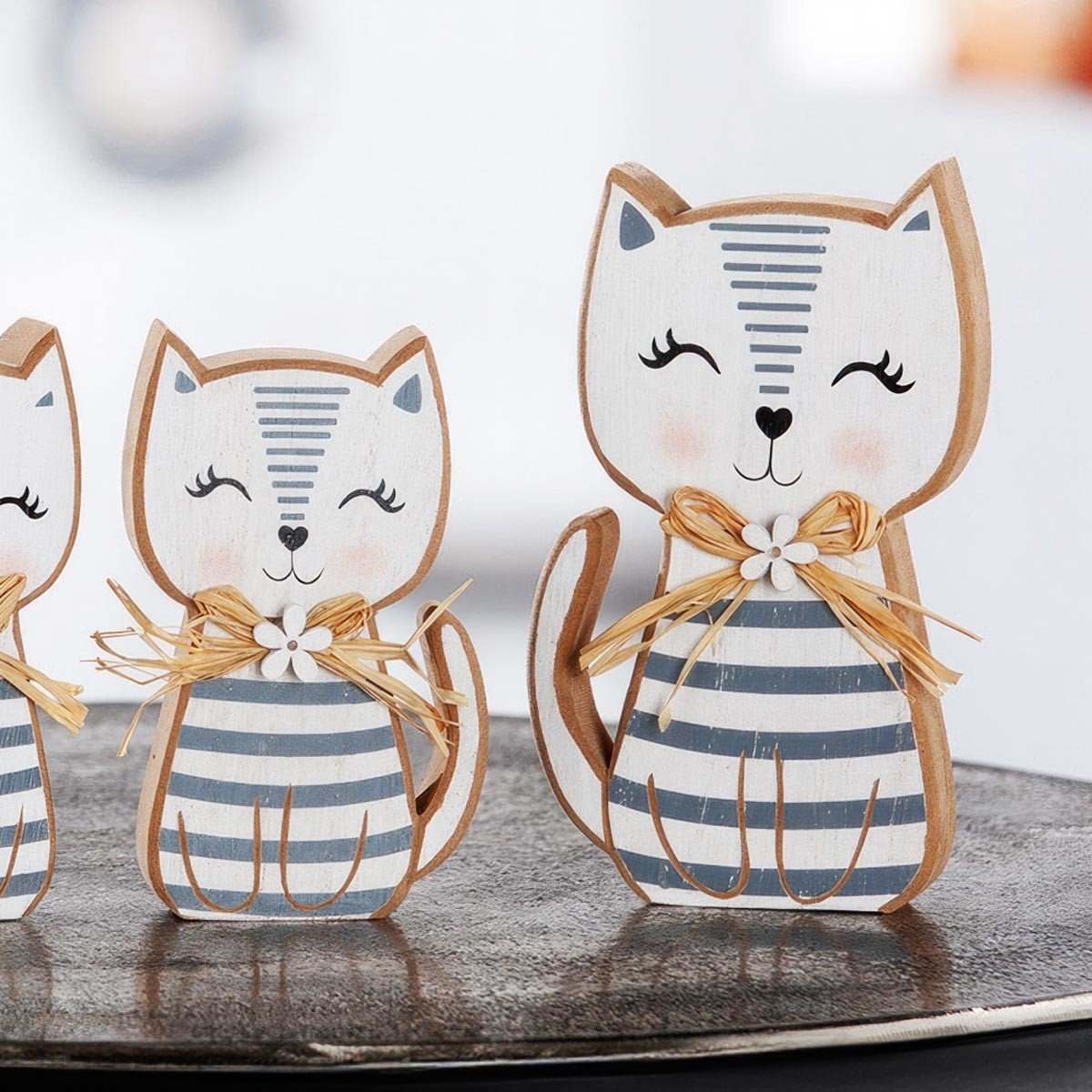 Dřevěná dekorace kotě jasmína, 15 cm