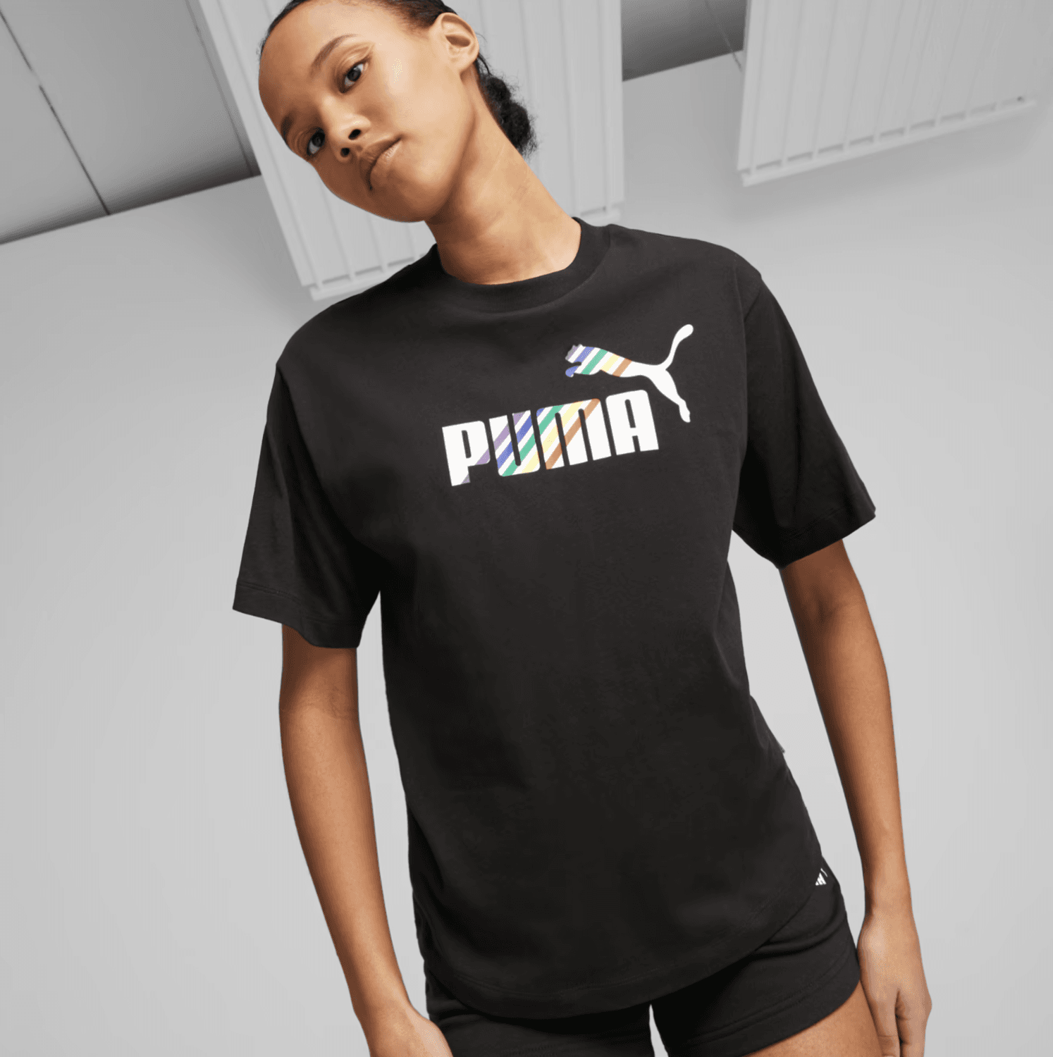 Puma ESS+ LOVE IS LOVE Relaxed Tee XS