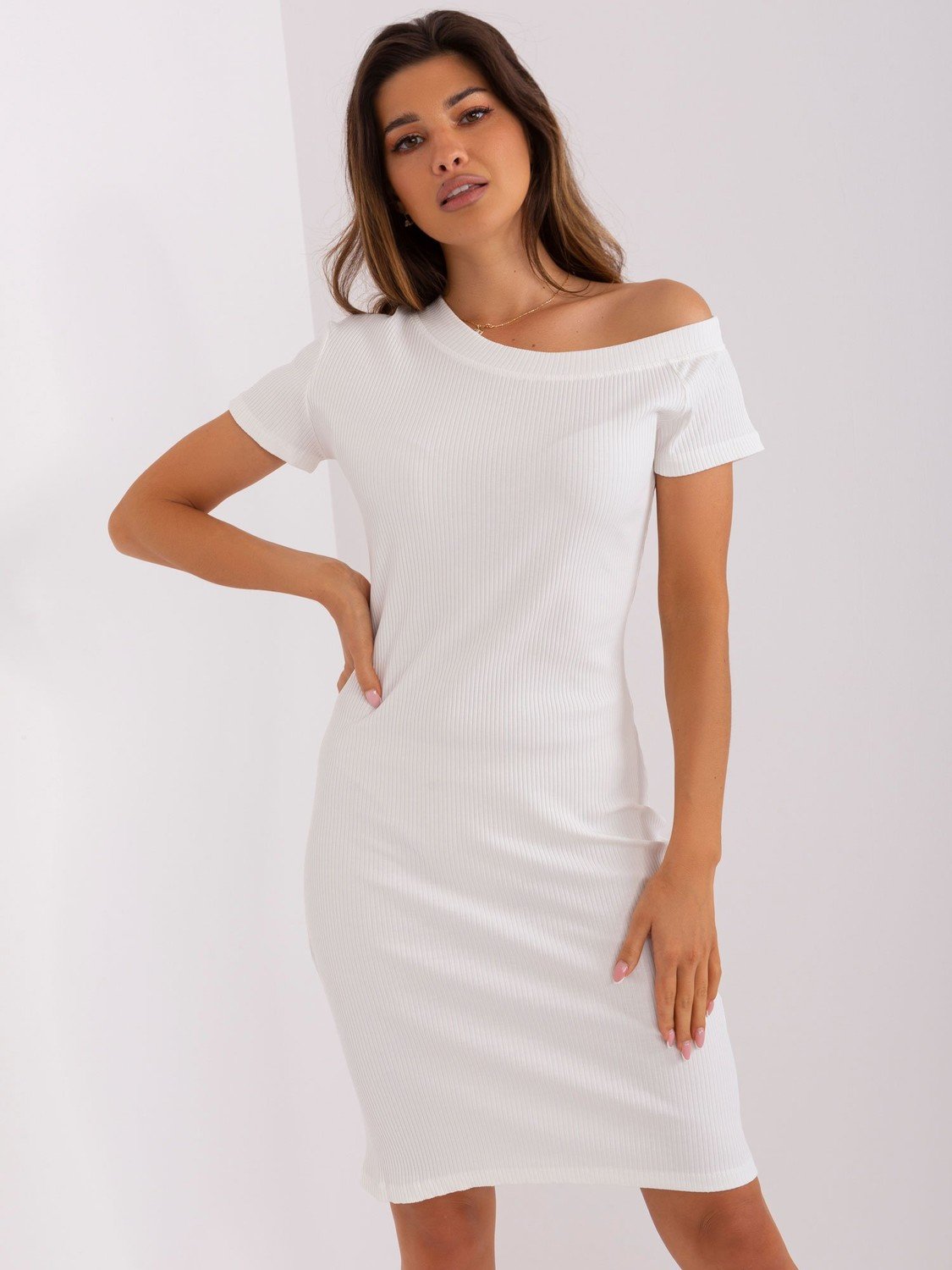 Ecru bodycon pruhované basic šaty