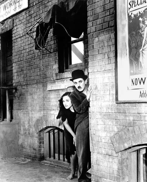 BRIDGEMAN IMAGES Umělecká fotografie Charlie Chaplin, Paulette Goddard, 1936, (35 x 40 cm)