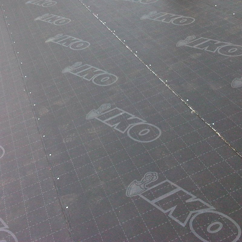 Pás podkladní samolepicí IKO Armourbase Stick 20 m2