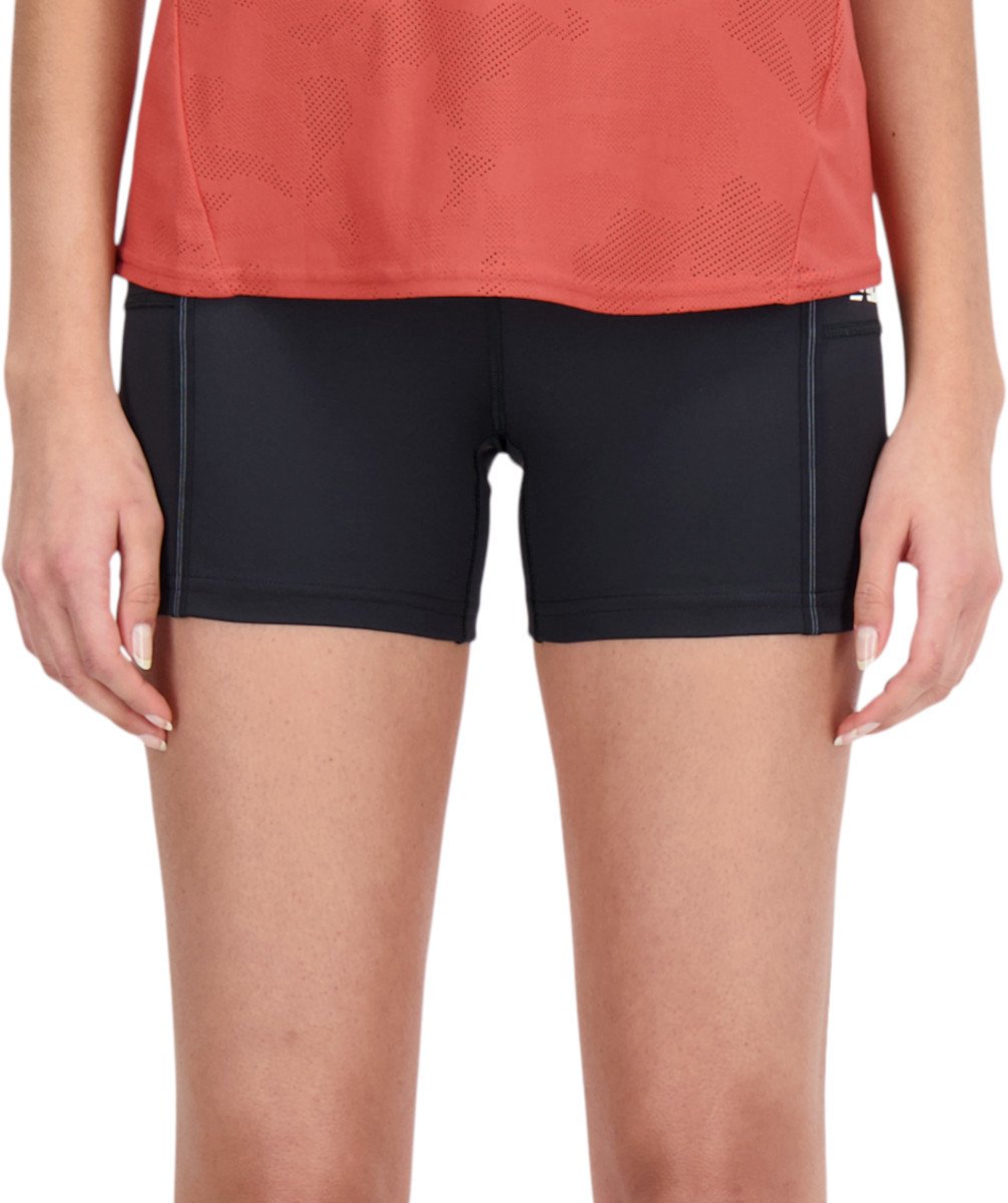 Šortky New Balance Q Speed Shape Shield Fitted Short