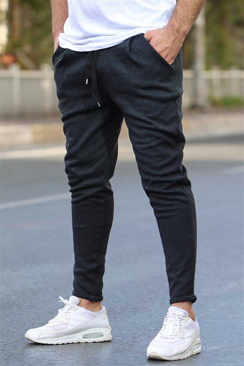 Madmext Sweatpants - Black - Slim