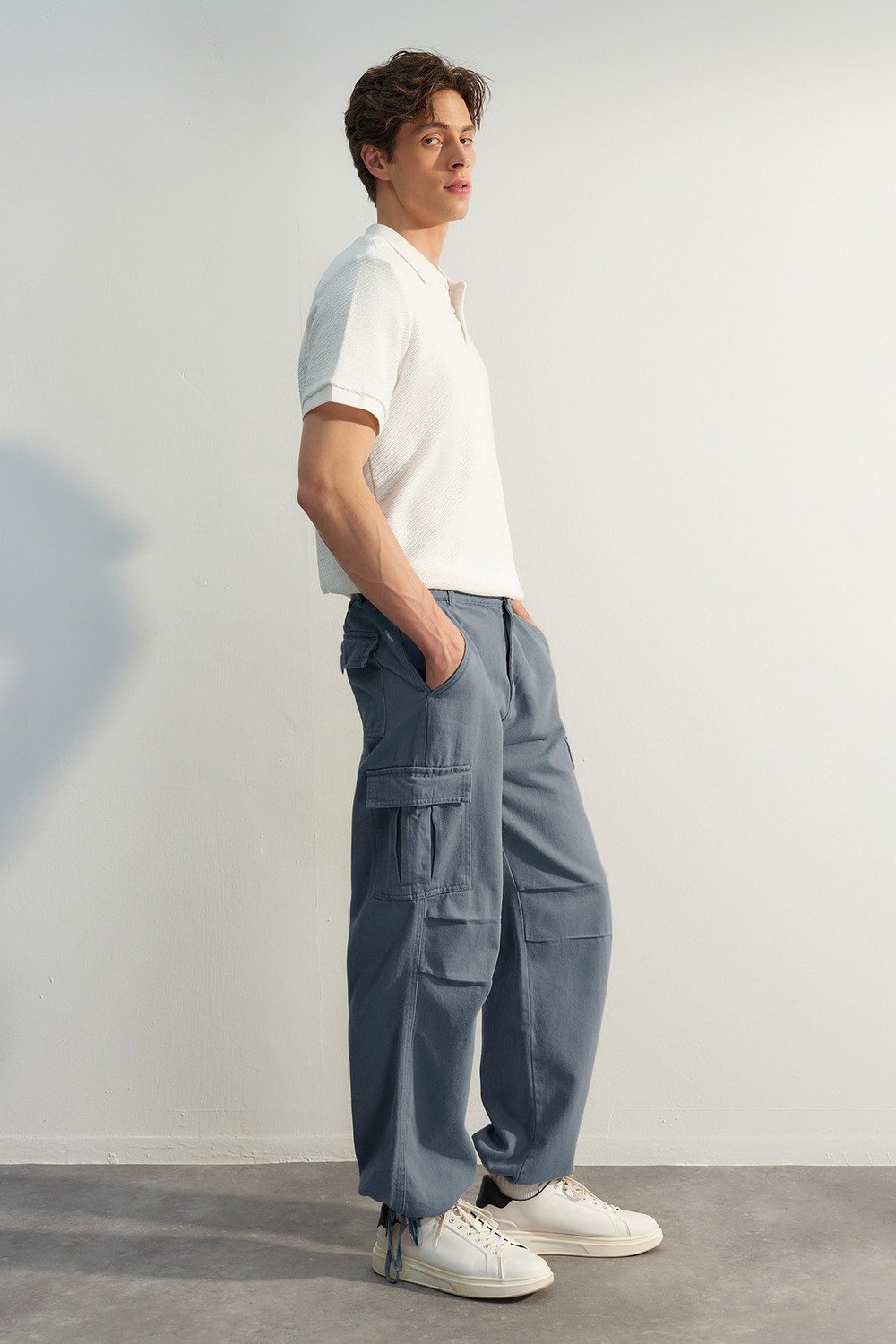 Trendyol Pants - Dark blue - Loose