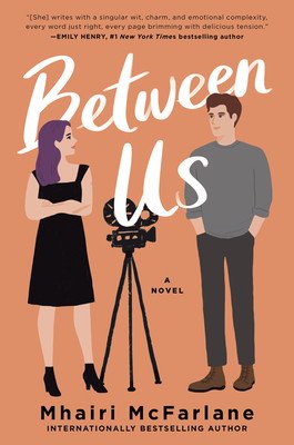 Between Us (McFarlane Mhairi)(Paperback)