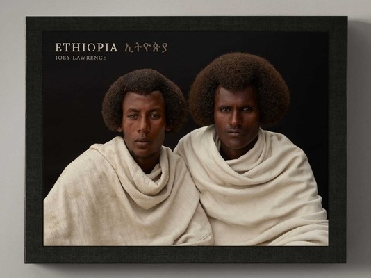 Ethiopia: A Photographic Tribute to East Africa's Diverse Cultures & Traditions (Art Photography, Books about Africa) (L Joey)(Pevná vazba)