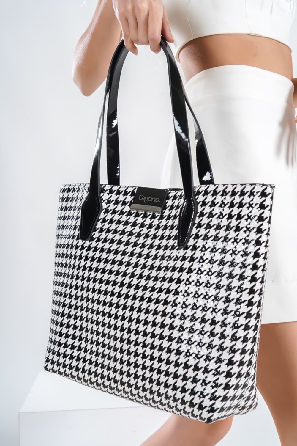 Capone Outfitters Shoulder Bag - Black - Houndstooth pattern